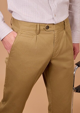 Pantalon chino homme camel foncé à pince en twill - KAYNAN
