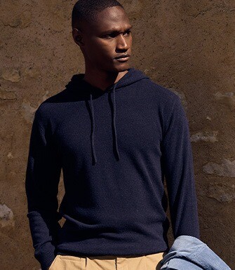 Pull homme à capuche marine en laine d'agneau - HOODRICK