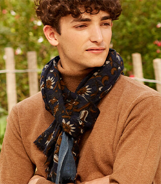 Écharpe Laine Navy motif bleu Gris et Fauve