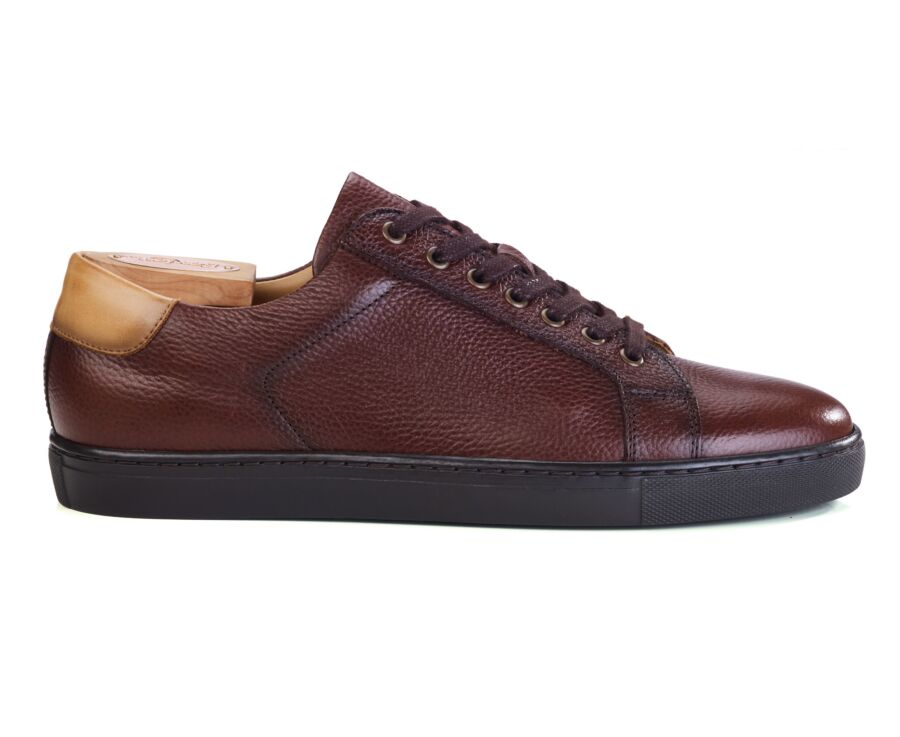 Sneaker homme en cuir grainé chocolat patiné à la main - INGLEWOOD