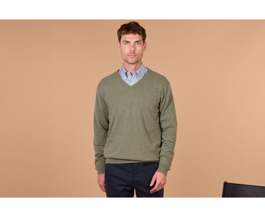 Pull homme col V eucalyptus chiné en laine d'agneau - ELIAN