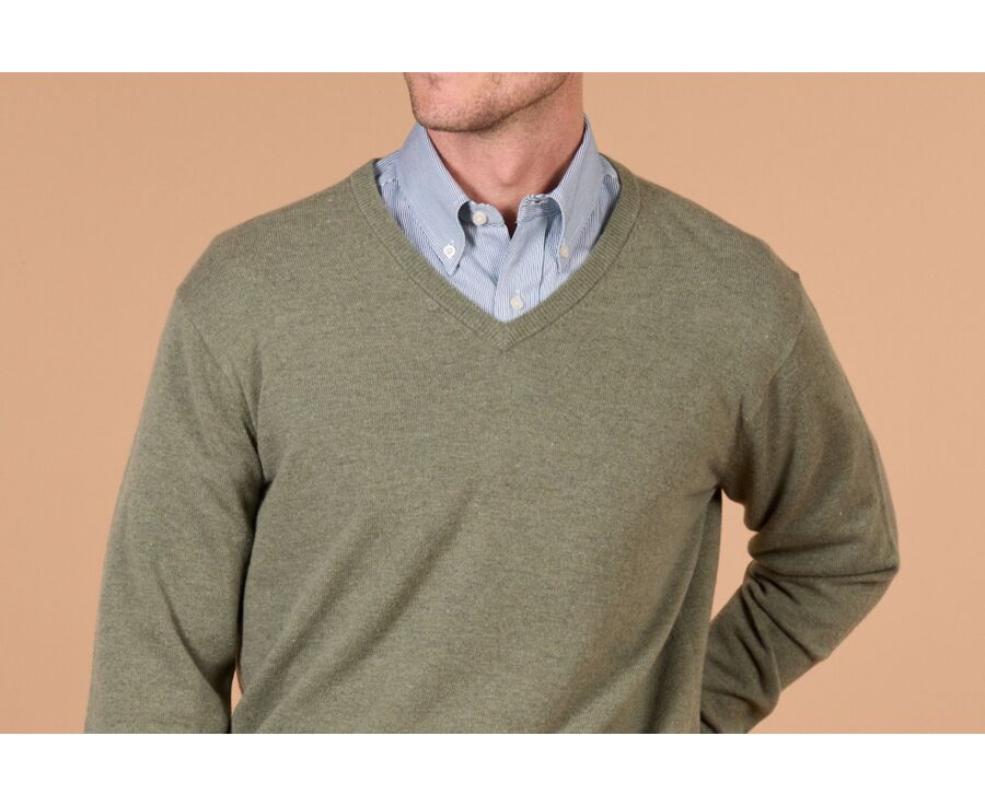 Pull homme col V eucalyptus chiné en laine d'agneau - ELIAN