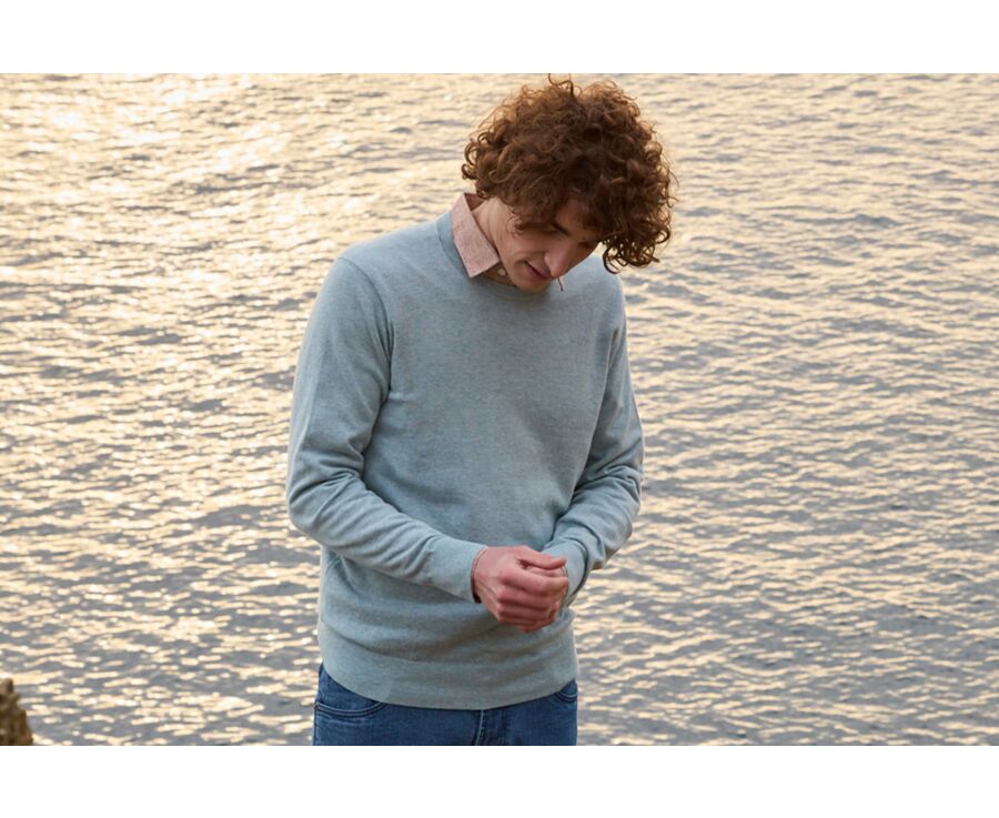 Pull col rond homme fin coton/cachemire Bleu Pastel - VLADIMIR