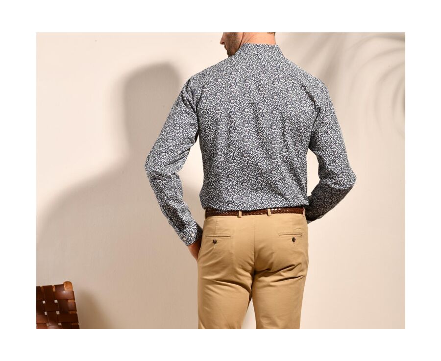 Chemise coton bleue imprimée fleurs blanches et rouges - VICTORIEN