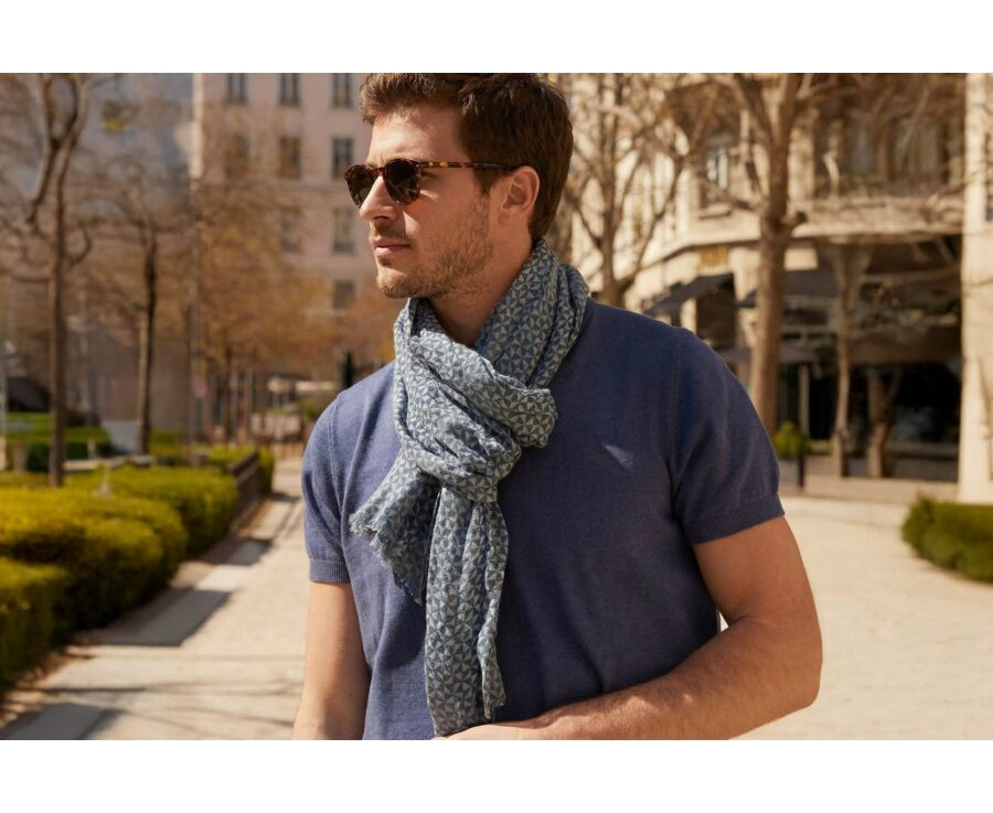 Chèche lin coton Bleu motif triangles bleu ciel