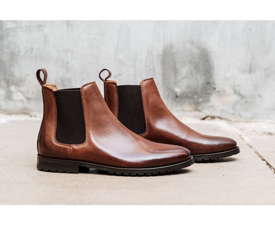 Chelsea boots semelle gomme avec talon bottier Chocolat Patiné Bentfield Gomme Bexley