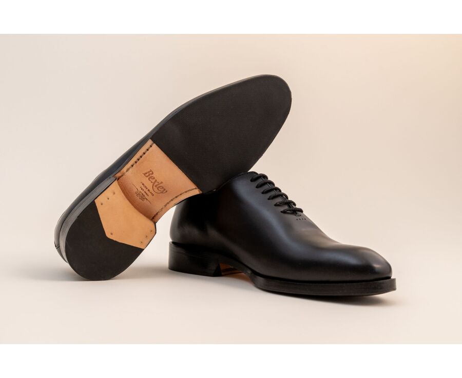 Richelieu homme noir en veau patiné à la main - BARTER PATIN