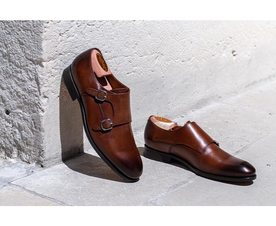 Chaussures homme double boucle Chocolat Patiné - CHIGWELL