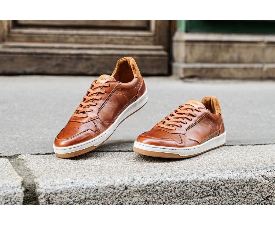 Sneakers cuir - Chataigne Patiné - KOLORA