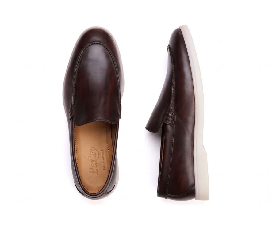 Mocassin homme chocolat patiné à la main - MANASOTA III
