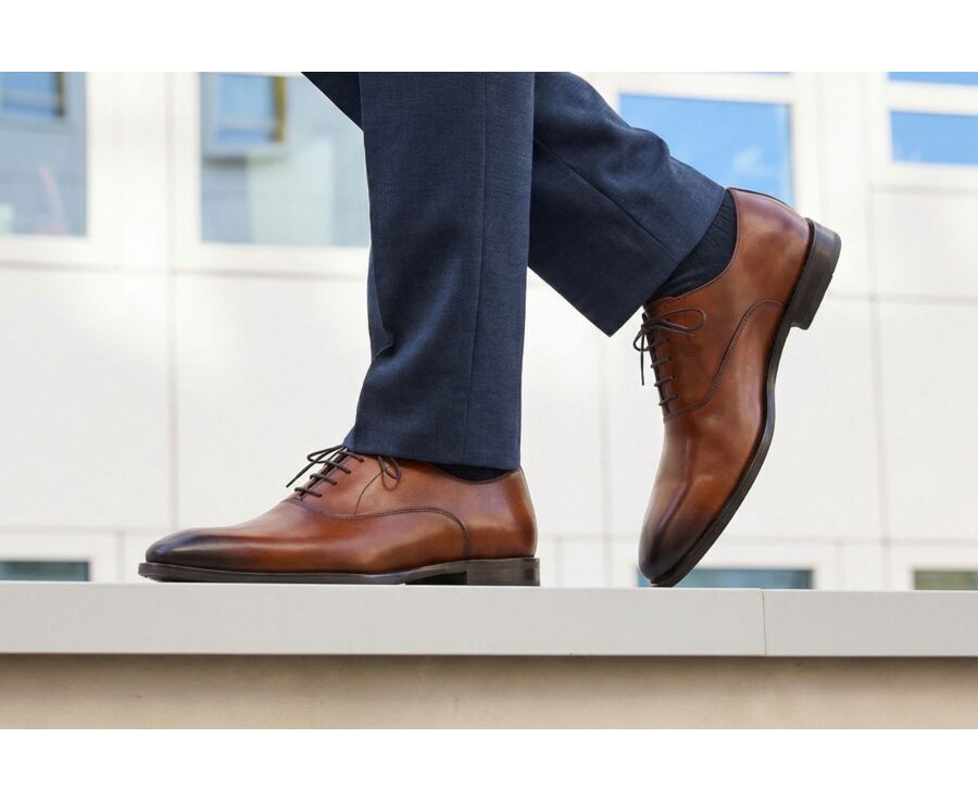 Richelieu homme gold patiné - silhouette élancée - DUKESTOWN