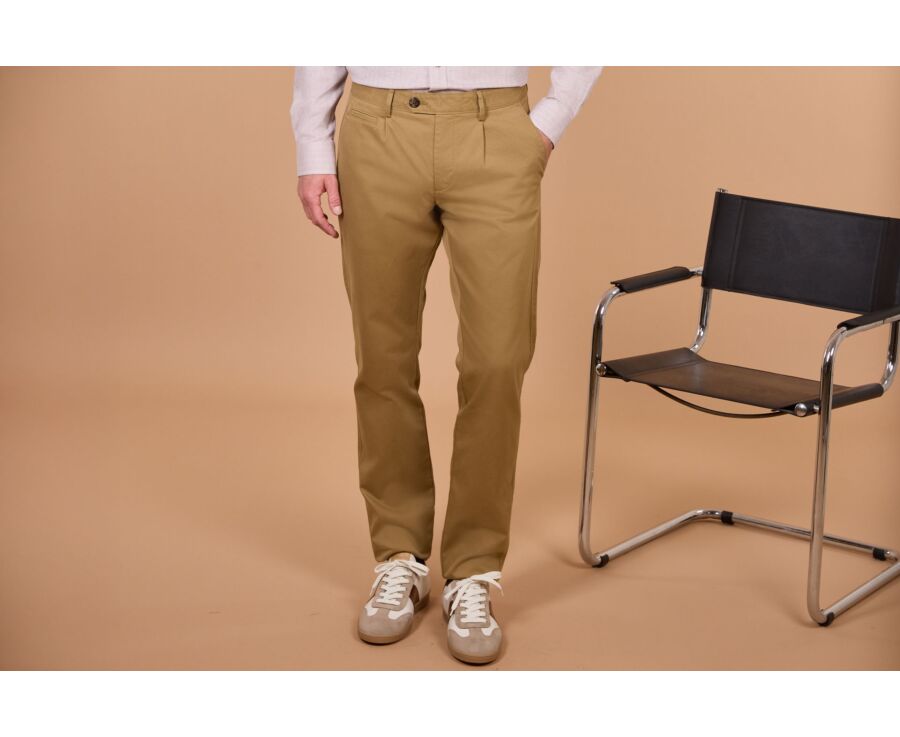 Pantalon chino homme camel foncé à pince en twill - KAYNAN