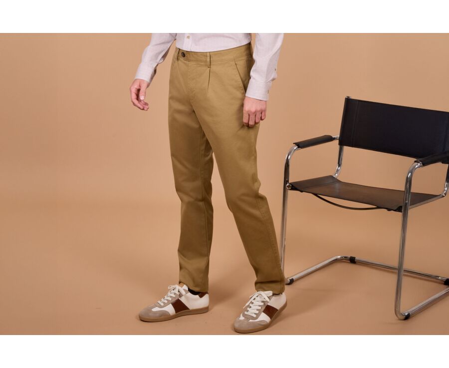 Pantalon chino homme camel foncé à pince en twill - KAYNAN