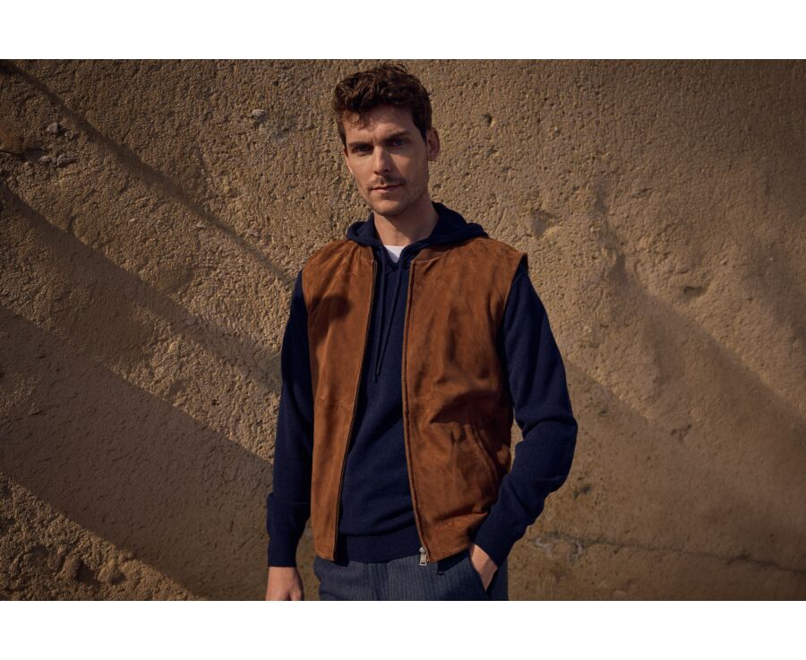 Gilet homme sans manche en velours de chèvre havane - NEVAN