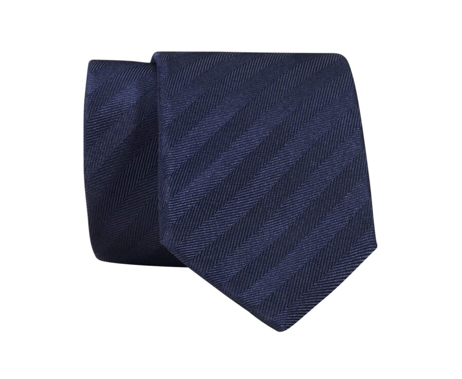 Cravate homme marine en soie à chevrons