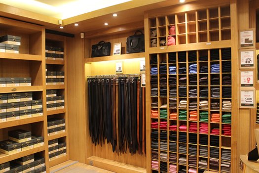 Boutique Bexley Champs-Elysées intérieur