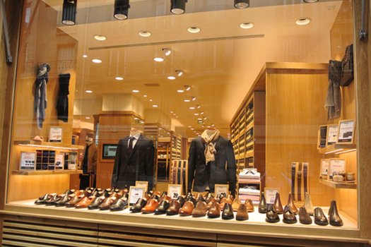 Boutique Bexley Paris Vaugirard vitrine 2