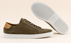 Chaussures décontractées blanches et bicolores pour un style relax et moderne