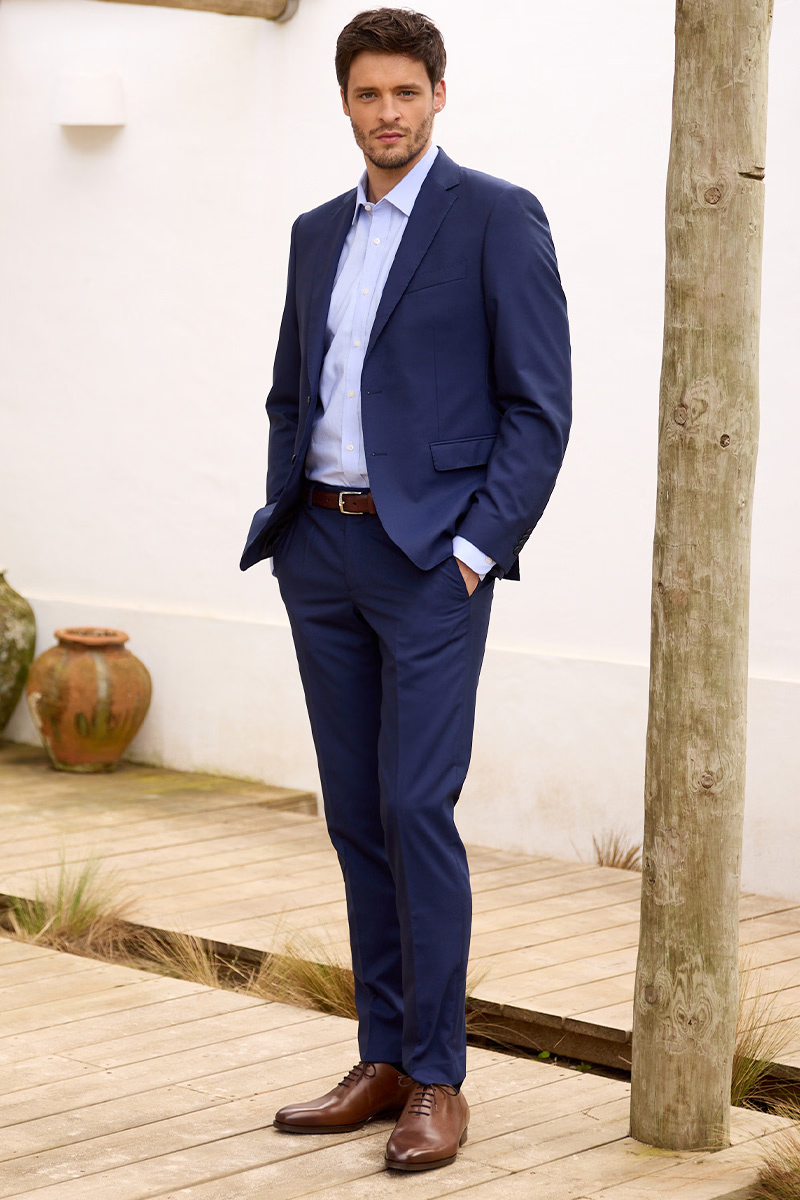Costume homme Intemporel et chic en bleu marine