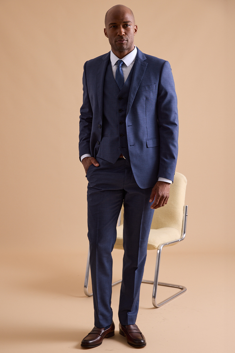 Costume élégant Bleu chiné, idéal grandes occasions.
