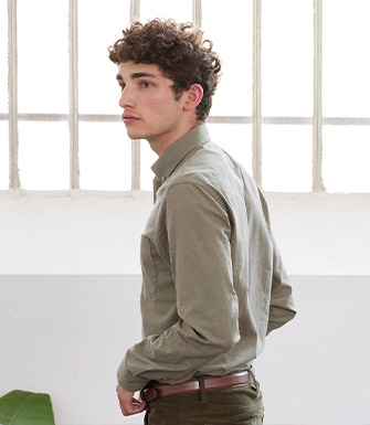 +13 couleurs CHEMISE FLANELLE VERT ARMY - POCHE POITRINE - ALEXANDER - Chemise homme Manches longues - Col américain - Coupe ajustée raccourcie