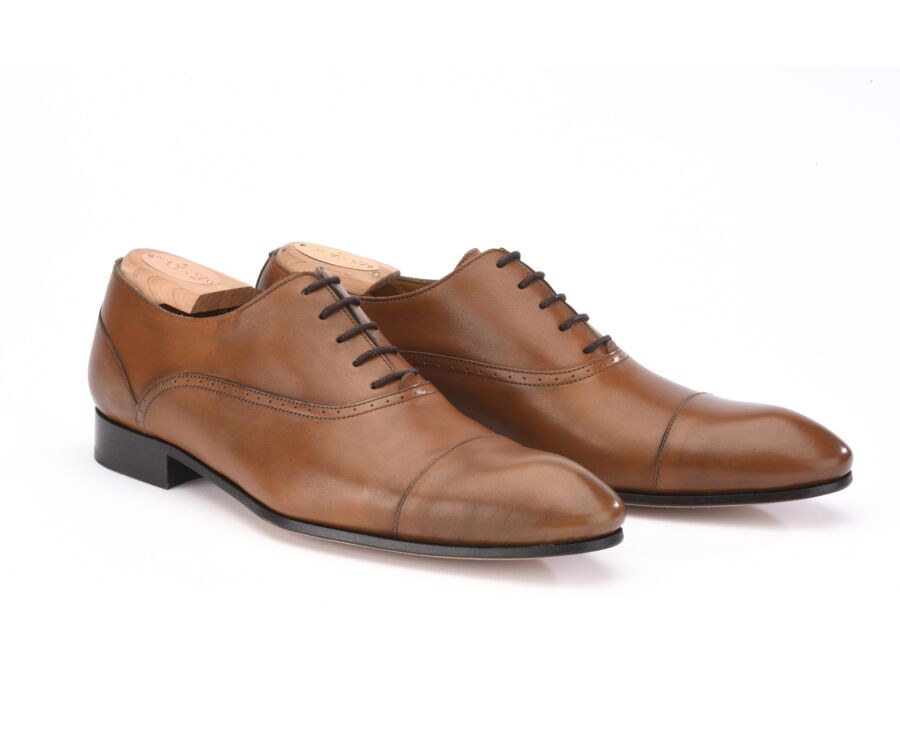 chaussure richelieu cognac