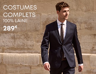 Homme portant un costume bleu marine 100 % laine