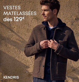 Homme portant une veste matelassée marron
