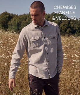 Homme portant une chemise en velours côtelé beige