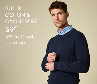 Homme portant un pull coton et cachemire bleu