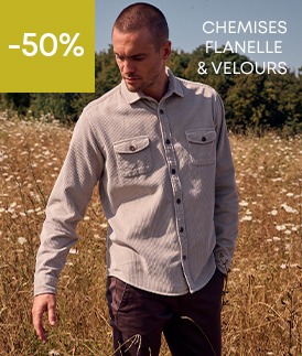 Homme portant une chemise en velours côtelé beige